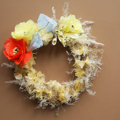 HÅRPYNT:LAV SELV BLOMSTERKRANS MED TØRREDE BLOMSTER