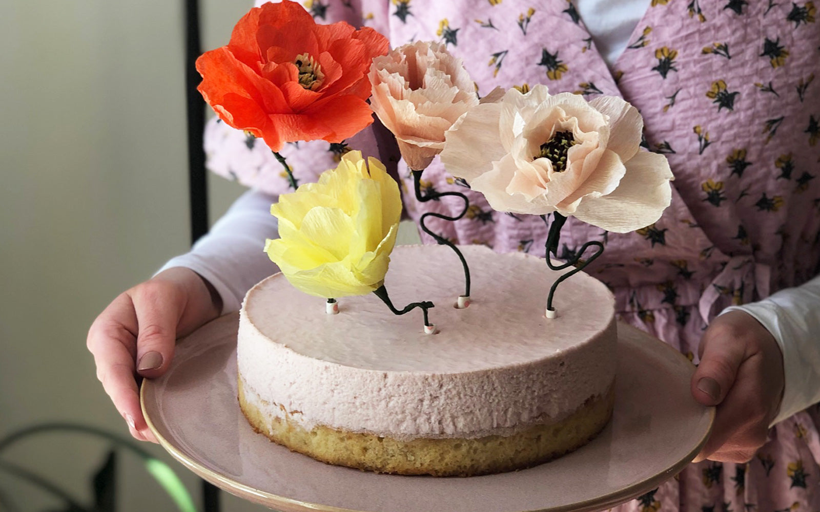 KAGEBORD OG FØDSELSDAG