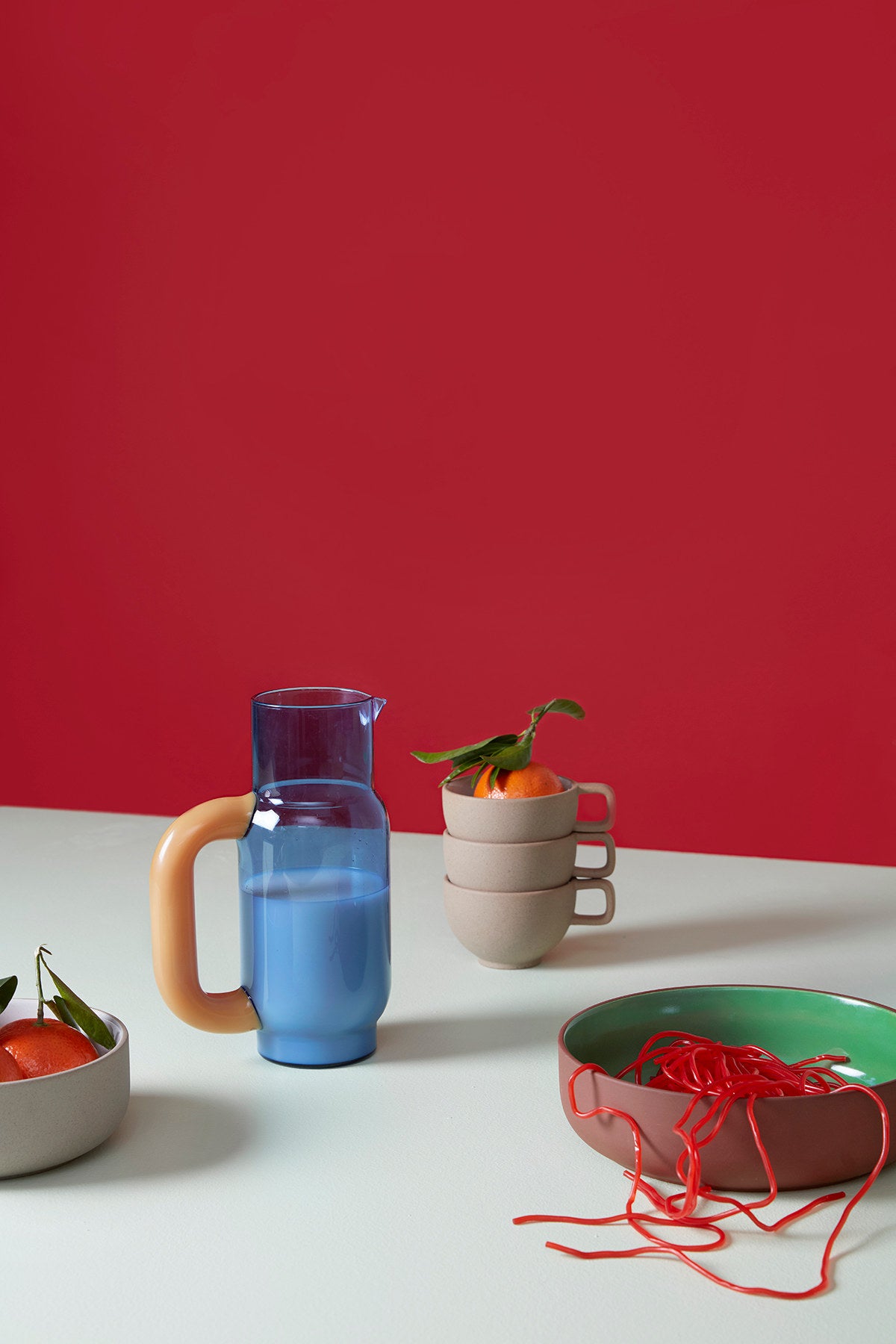 KARAFFE, BLAU/MILCHAMBER