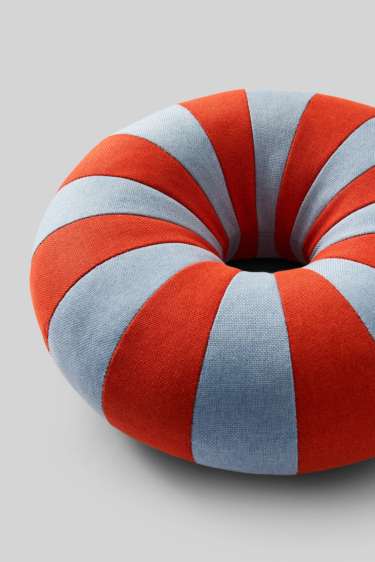 FLOAT PILLOW, BLUE/RED