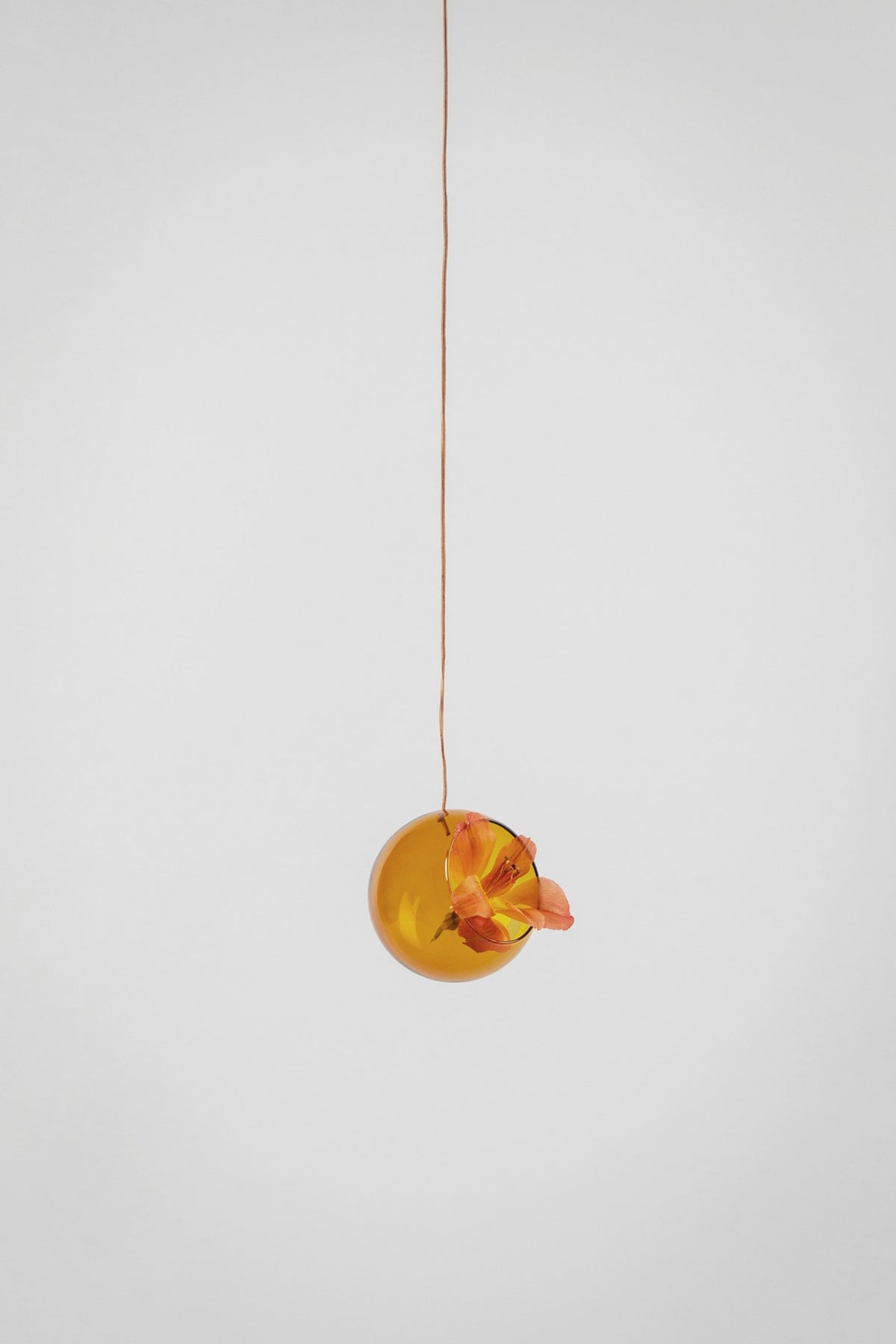 HANGING PLANT BUBBLE, SMALL, AMBER, 8055A